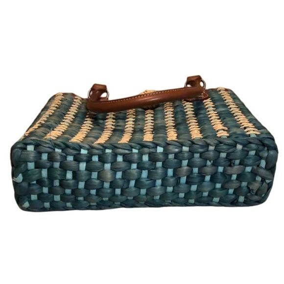 Sun'N'Sand Woven Handbag - Picture 4 of 4